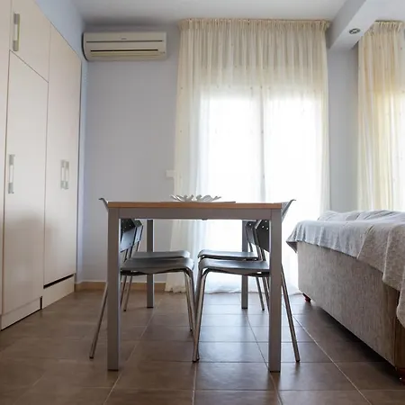 Apartment Salty Breeze Supreme Beachfront Apartment-supreme With Free Parking Peraia (Thessaloniki)