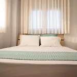 Salty Breeze Supreme Beachfront Apartment-supreme With Free Parking דירה Peraía